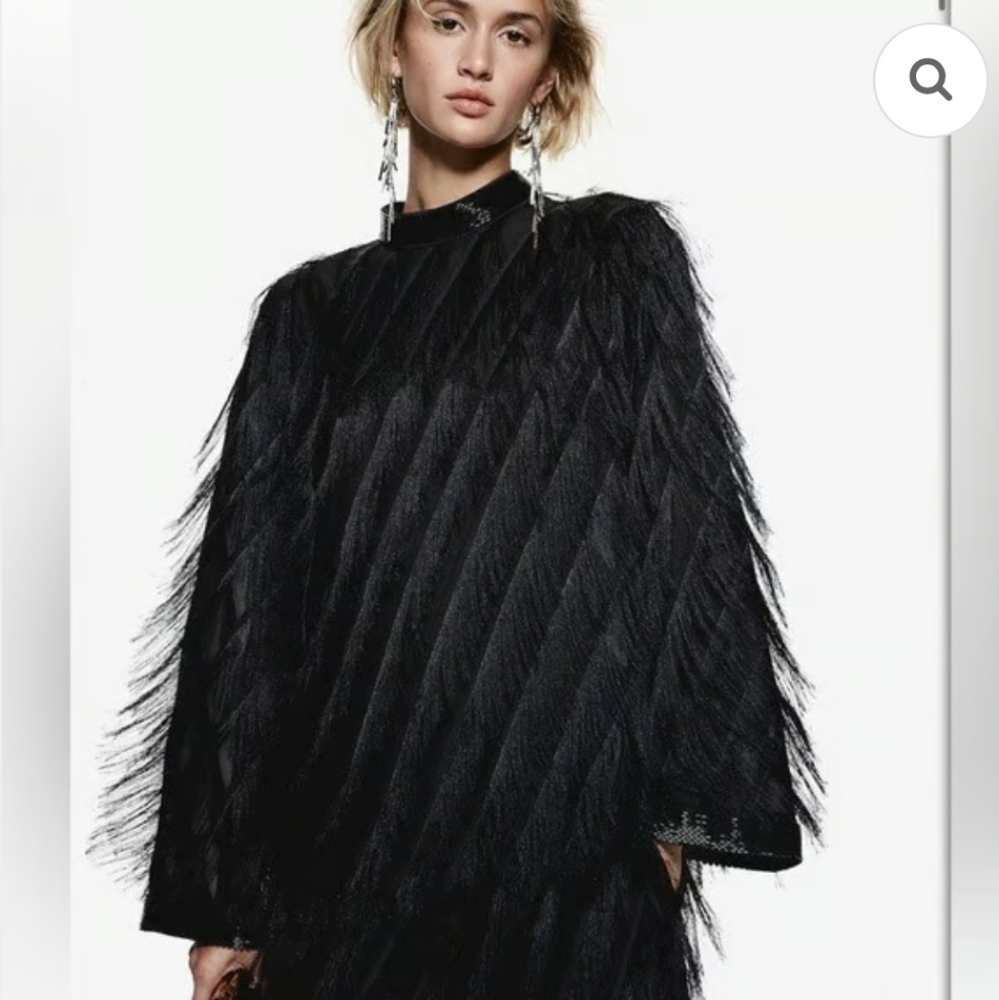 H&M Black Textured Blouse